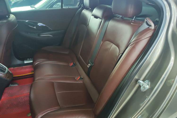 Used Buick LaCrosse 2014 2.0T SIDI Elite Tech Version Left Rear Seat