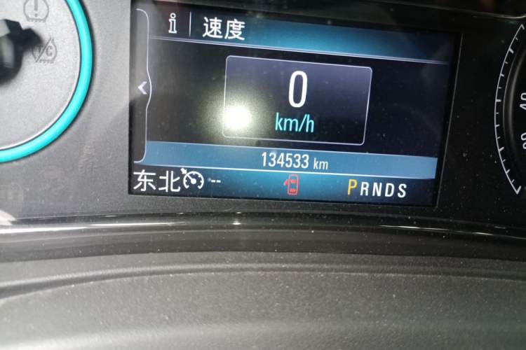 Used Buick LaCrosse 2014 2.0T SIDI Elite Tech Version Odometer Close Up