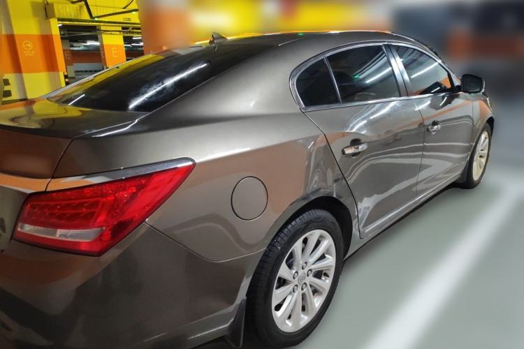 Used Buick LaCrosse 2014 2.0T SIDI Smart Luxury Flagship Edition Rear Right 45 Deg
