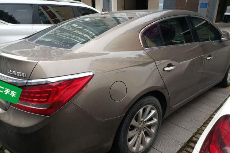 Used Buick LaCrosse 2014 2.0T SIDI Elite Tech Version Rear Right 45 Deg