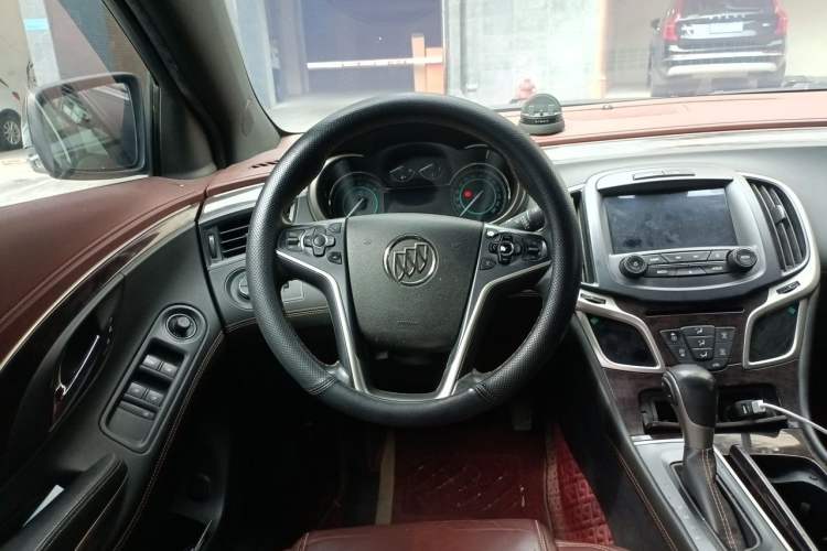 Used Buick LaCrosse 2014 2.0T SIDI Elite Tech Version Steering Wheel