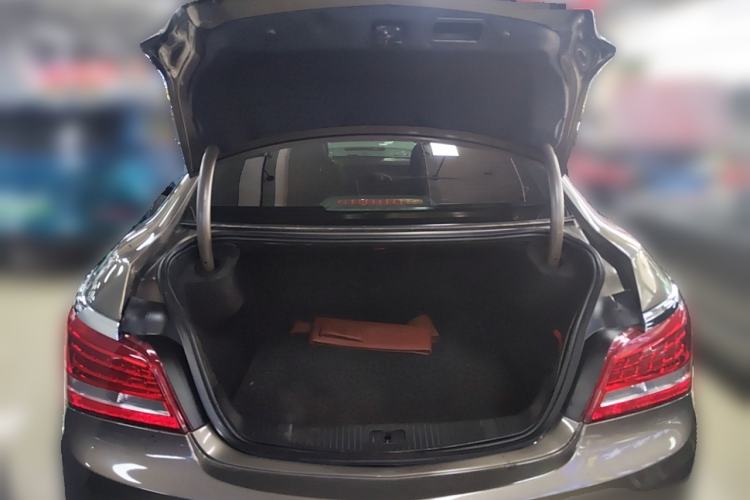 Used Buick LaCrosse 2014 2.0T SIDI Elite Tech Version Trunk