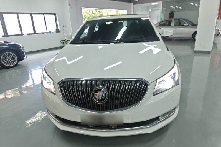 Used Buick LaCrosse 2014 2.0T SIDI Elite Tech Version Front