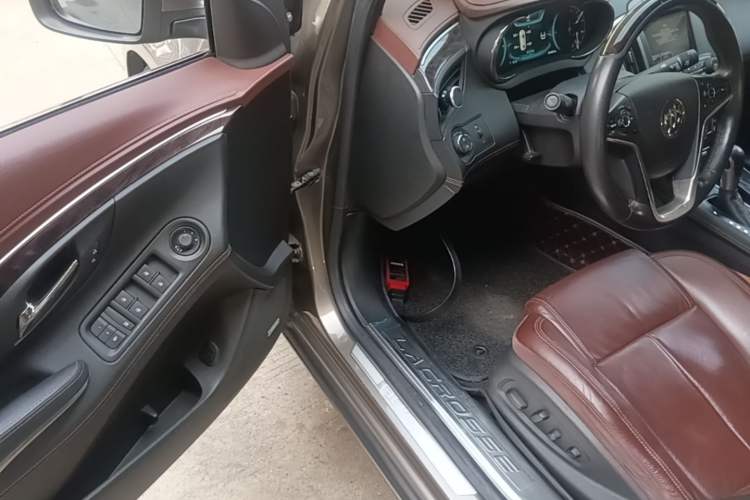 Used Buick LaCrosse 2014 2.0T SIDI Smart Luxury Flagship Edition Driver Seat