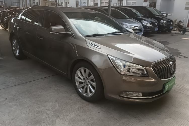 Used Buick LaCrosse 2014 2.0T SIDI Smart Luxury Flagship Edition Front Right 45 Deg