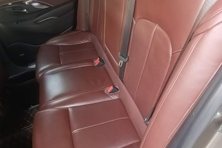 Used Buick LaCrosse 2014 2.0T SIDI Smart Luxury Flagship Edition Left Rear Seat