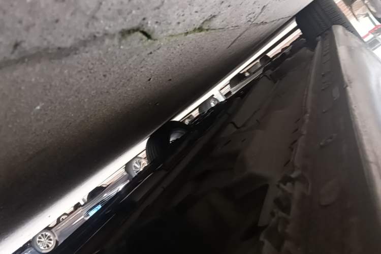 Used Buick LaCrosse 2014 2.0T SIDI Smart Luxury Flagship Edition Left Side Sill