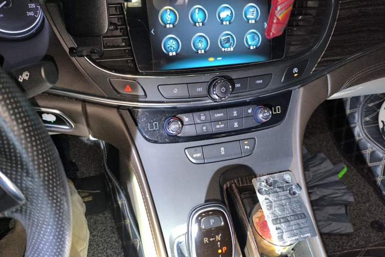Used Buick LaCrosse 2016 Revised 20T Leading Edition Audio And AC Panel