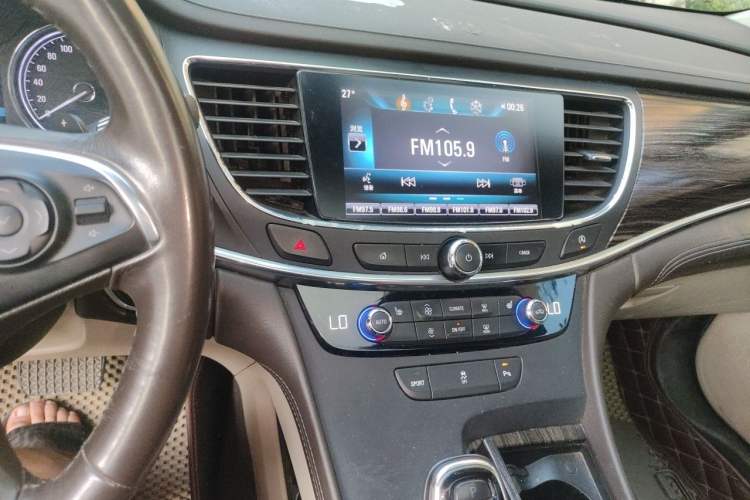 Used Buick LaCrosse 2016 Revised 20T Leading Edition Audio And AC Panel