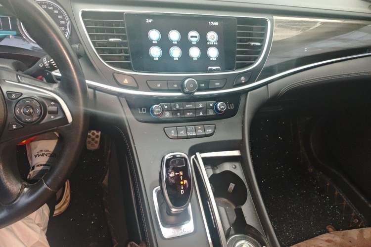 Used Buick LaCrosse 2016 Revised Version 28T Elite Edition Audio And AC Panel