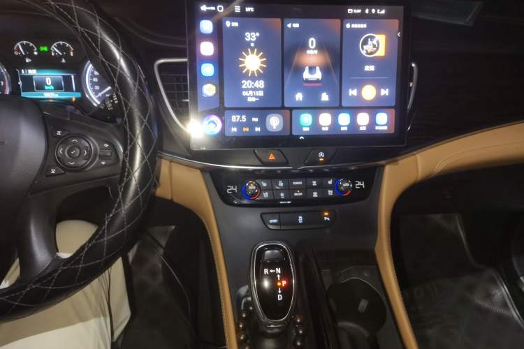 Used Buick LaCrosse 2016 20T Elite Edition Audio And AC Panel