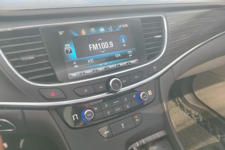 Used Buick LaCrosse 2016 Revised 20T Leading Edition Audio And AC Panel
