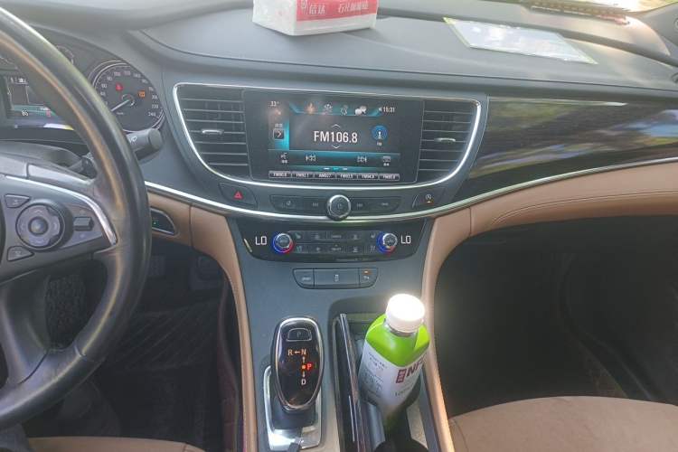 Used Buick LaCrosse 2016 20T Elite Edition Audio And AC Panel
