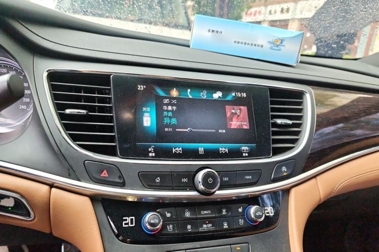 Used Buick LaCrosse 2016 20T Elite Edition Audio And AC Panel