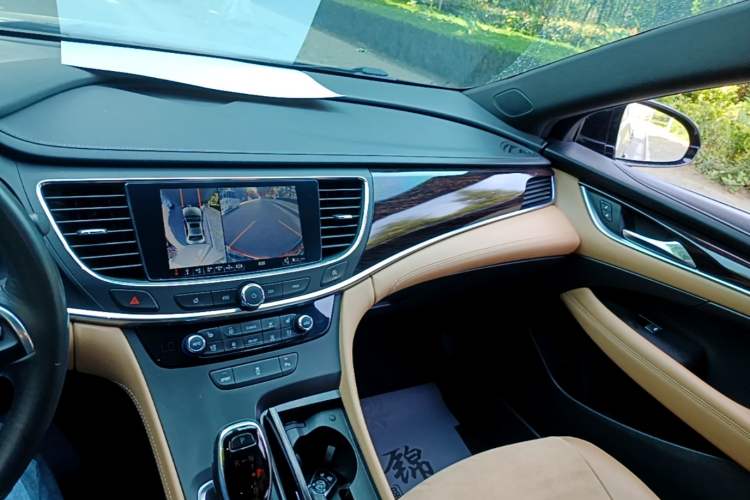 Used Buick LaCrosse 2016 20T Elite Edition Audio And AC Panel