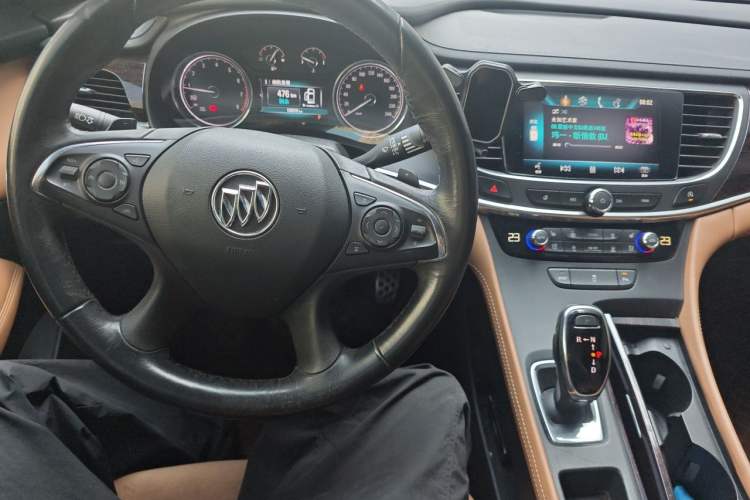 Used Buick LaCrosse 2016 20T Elite Edition Audio And AC Panel
