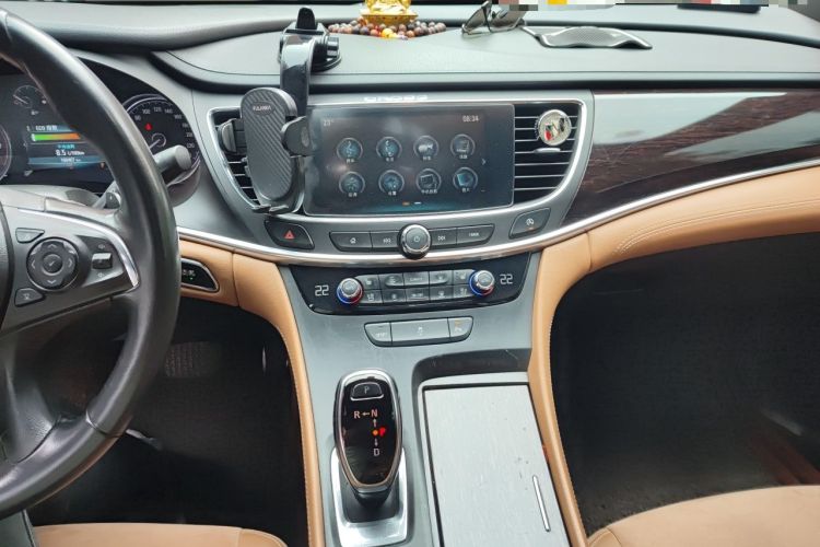 Used Buick LaCrosse 2016 20T Elite Edition Audio And AC Panel
