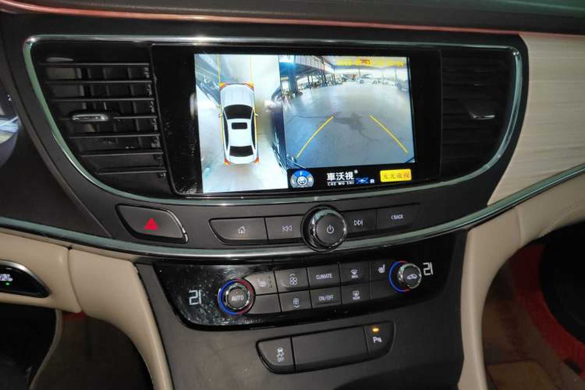 Used Buick LaCrosse 2016 30H Elite Edition Audio And AC Panel