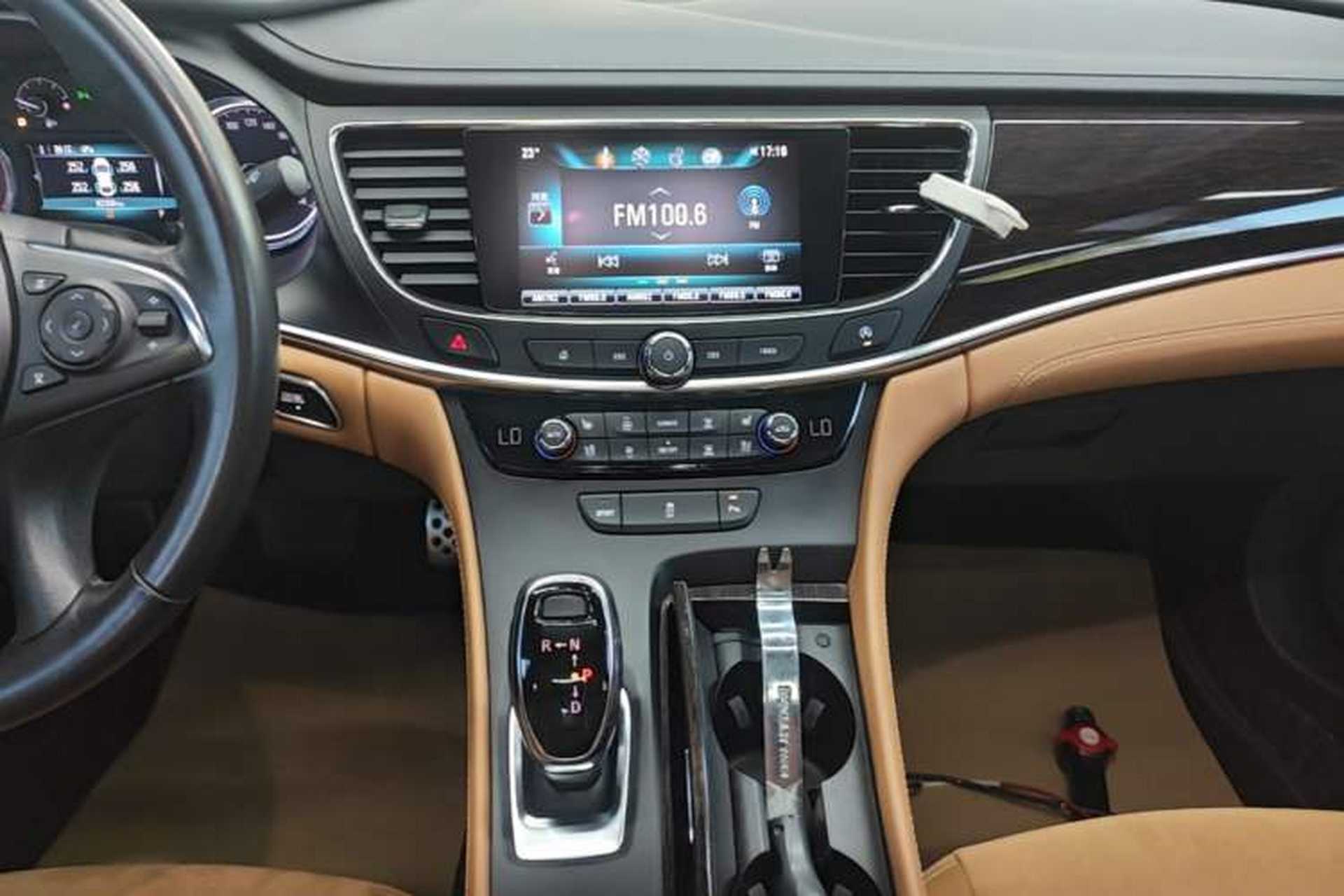 Used Buick LaCrosse 2016 20T Elite Edition Audio And AC Panel