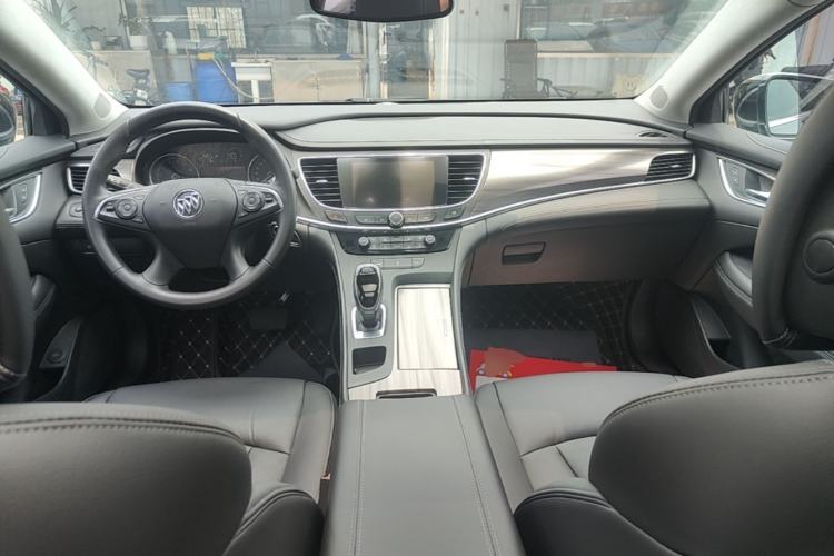 Used Buick LaCrosse 2016 20T Elite Edition Center Console