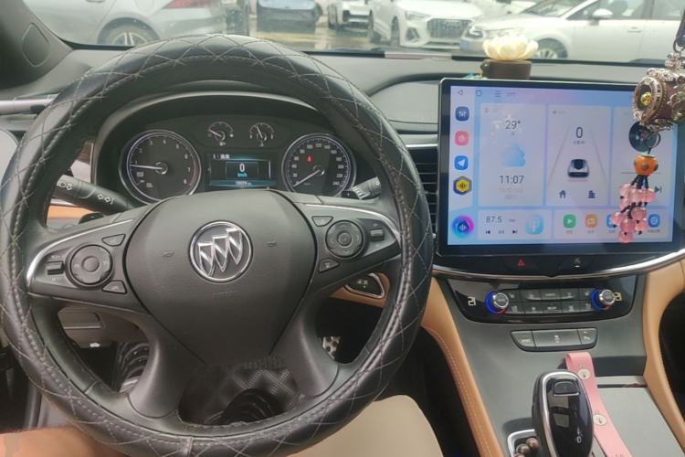 Used Buick LaCrosse 2016 20T Elite Edition Center Console