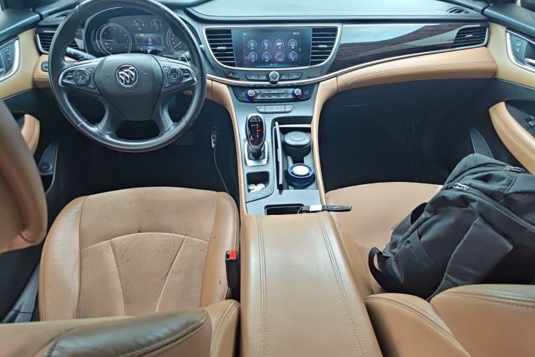 Used Buick LaCrosse 2016 20T Elite Edition Center Console