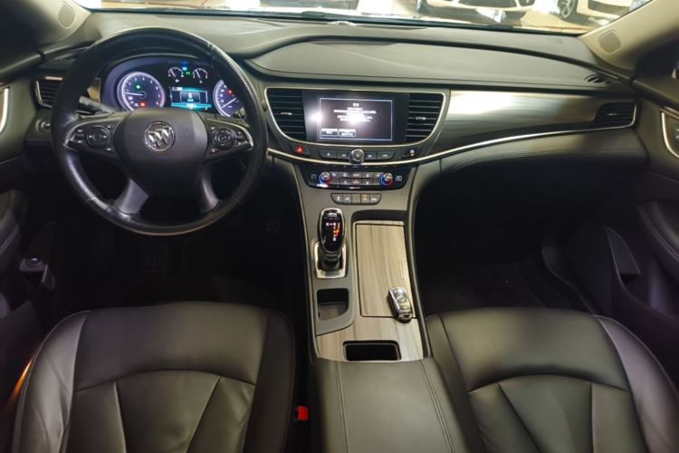 Used Buick LaCrosse 2016 Revised Version 28T Elite Edition Center Console