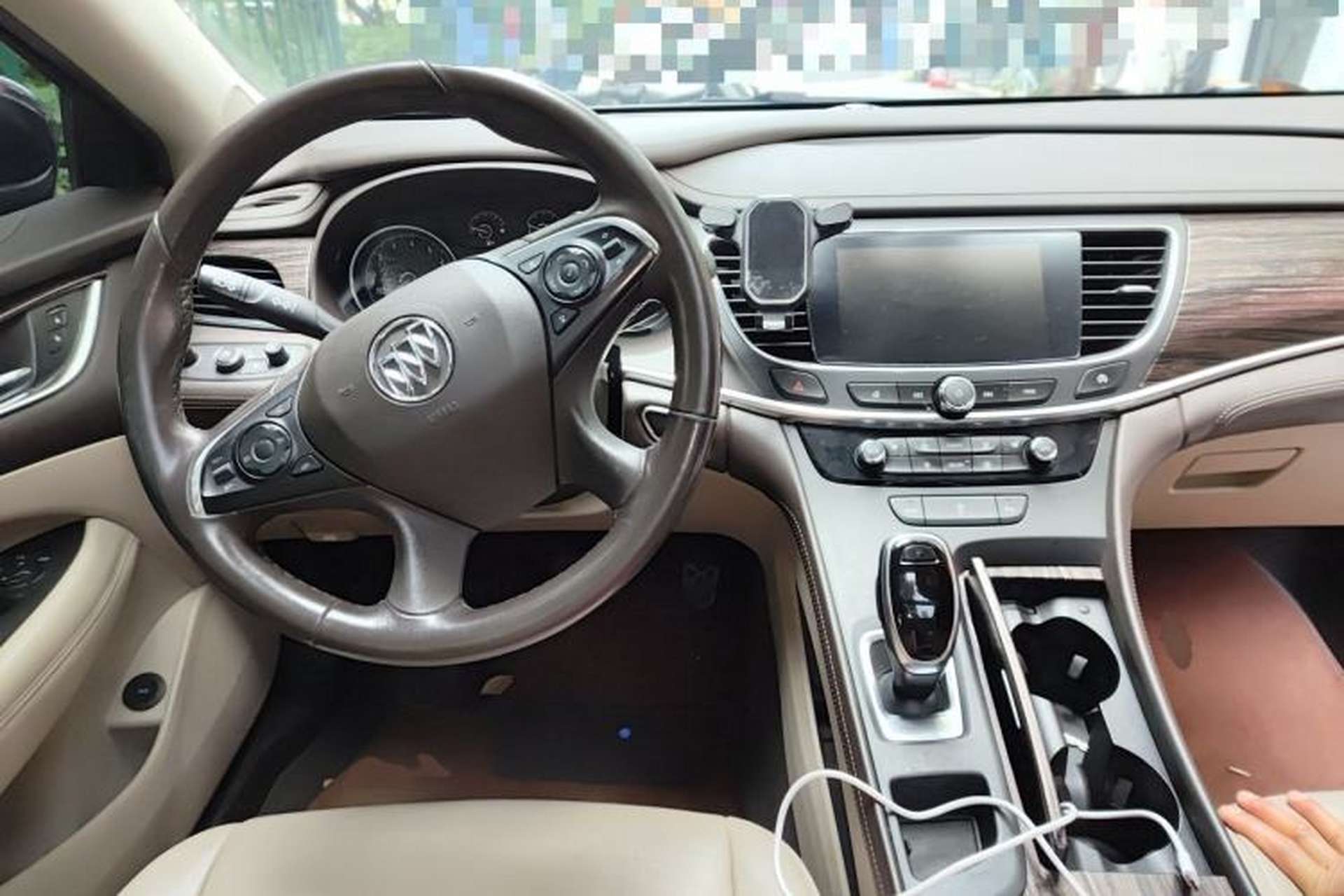 Used Buick LaCrosse 2016 Revised 20T Leading Edition Center Console