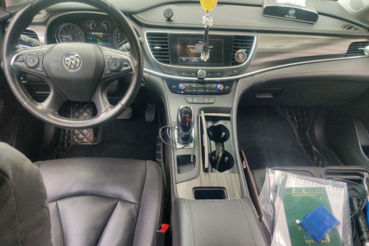 Used Buick LaCrosse 2016 Revised Version 28T Elite Edition Center Console
