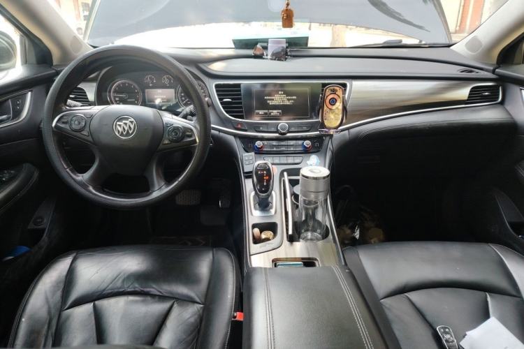 Used Buick LaCrosse 2016 Revised Version 28T Elite Edition Center Console