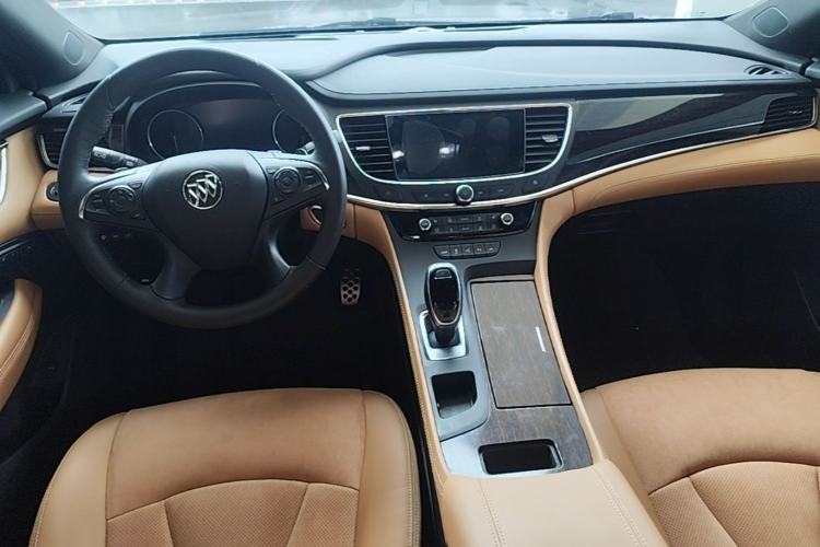 Used Buick LaCrosse 2016 20T Luxury Model Center Console