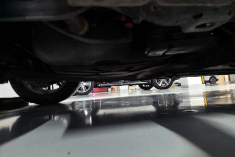 Used Buick LaCrosse 2016 30H Luxury Version Chassis Rear Right