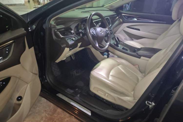 Used Buick LaCrosse 2016 Revised 20T Leading Edition Driver Seat