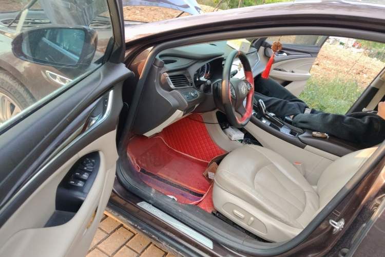 Used Buick LaCrosse 2016 Revised 20T Leading Edition Driver Seat
