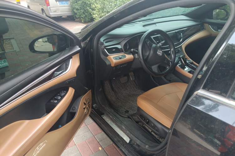 Used Buick LaCrosse 2016 20T Luxury Model Driver Seat