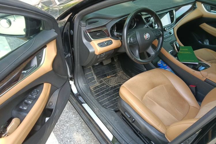 Used Buick LaCrosse 2016 28T Premium Edition Driver Seat