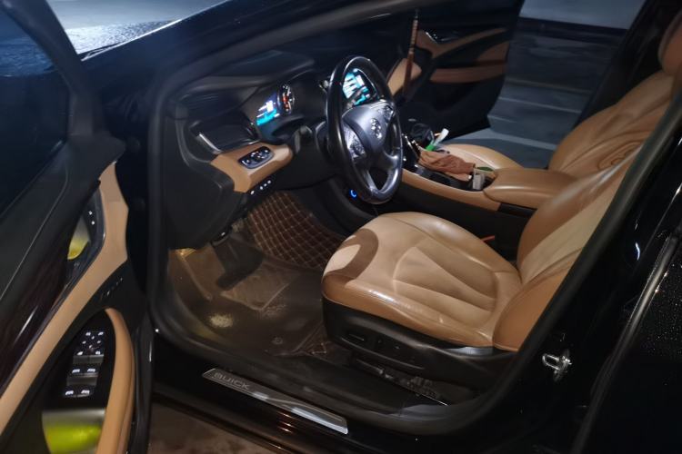 Used Buick LaCrosse 2016 28T Flagship Model Driver Seat