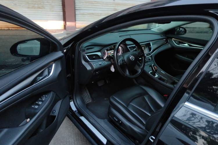 Used Buick LaCrosse 2016 Revised Version 28T Elite Edition Driver Seat