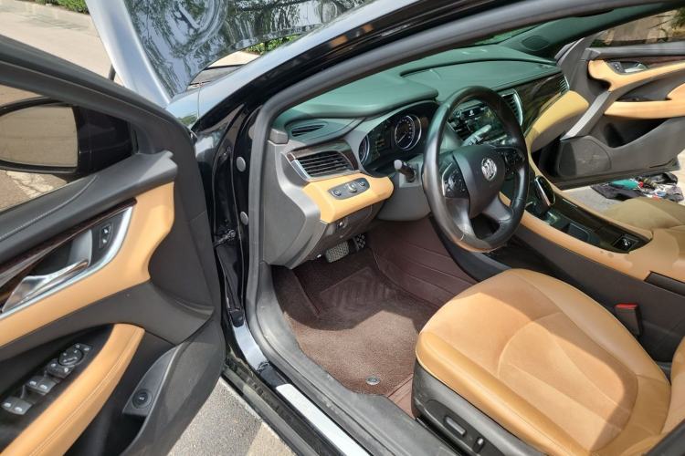 Used Buick LaCrosse 2016 20T Elite Edition Driver Seat