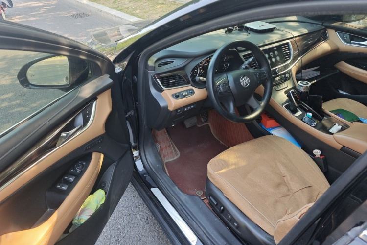 Used Buick LaCrosse 2016 20T Luxury Model Driver Seat