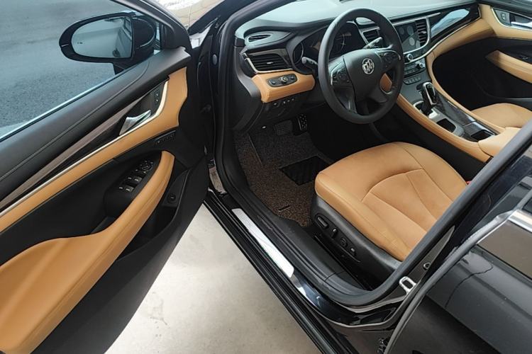 Used Buick LaCrosse 2016 20T Luxury Model Driver Seat