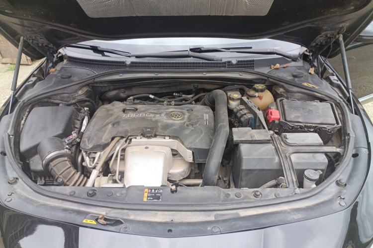 Used Buick LaCrosse 2016 Revised Version 28T Elite Edition Engine Bay