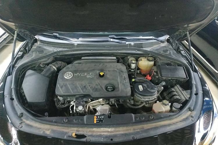 Used Buick LaCrosse 2016 30H Elite Edition Engine Bay