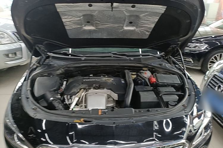 Used Buick LaCrosse 2016 28T Luxury Version Engine Bay