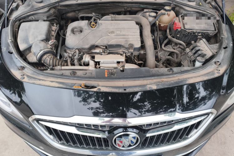 Used Buick LaCrosse 2016 20T Elite Edition Engine Bay