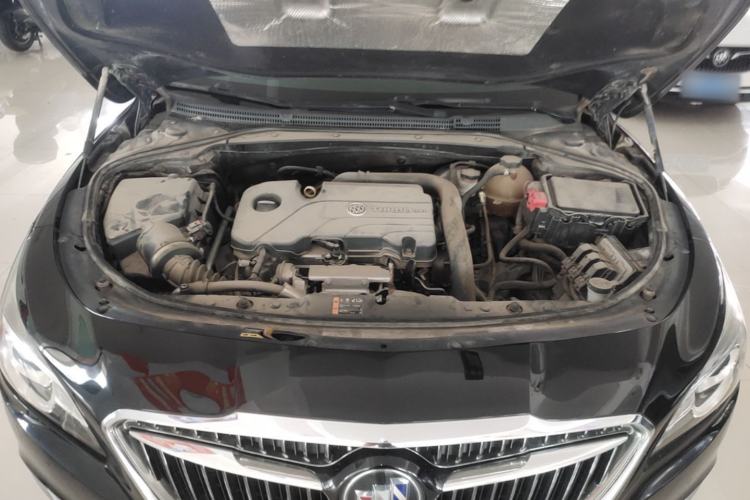 Used Buick LaCrosse 2016 20T Luxury Model Engine Bay