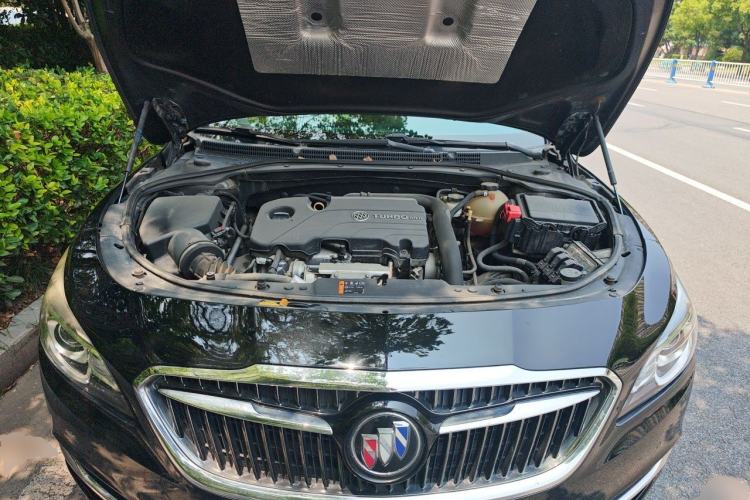 Used Buick LaCrosse 2016 20T Luxury Model Engine Bay