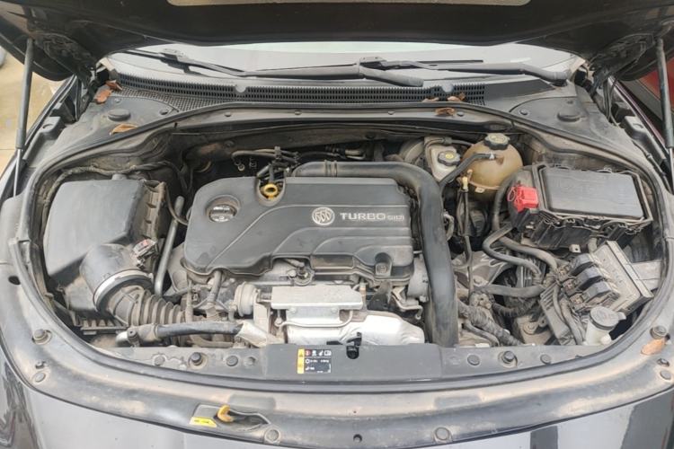 Used Buick LaCrosse 2016 20T Elite Edition Engine Bay