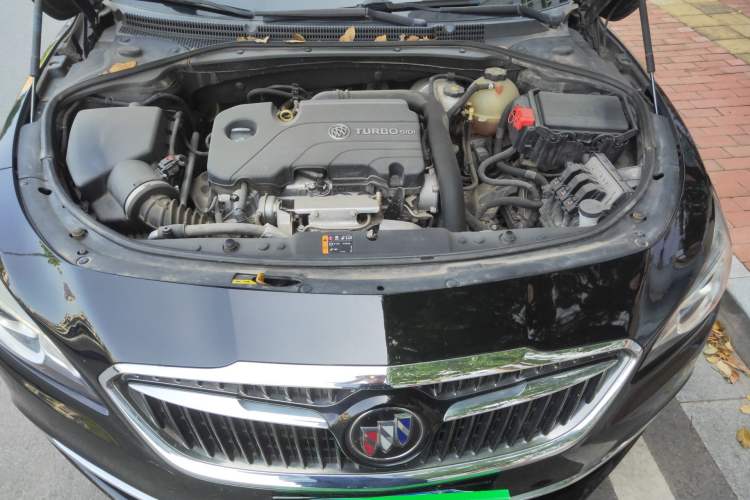 Used Buick LaCrosse 2016 20T Luxury Model Engine Bay