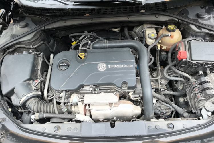 Used Buick LaCrosse 2016 20T Luxury Model Engine Bay